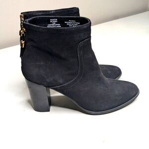 Ann Klein Black Suede Booties